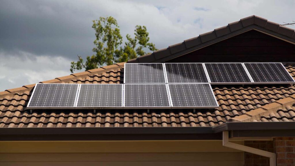placas-solares-como-funcionan-euroclima